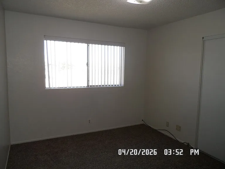 16552 Vine St — Photo 30