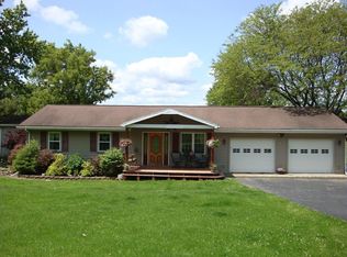 827 Pickle Hill Rd, Mansfield, PA 16933