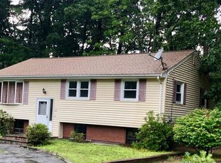 38 Meade Rd, Billerica, MA 01821