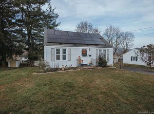 25 Fairmount Ave, Meriden, CT 06451