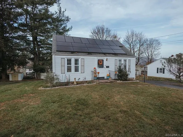 25 Fairmount Avenue, Meriden, CT 06450