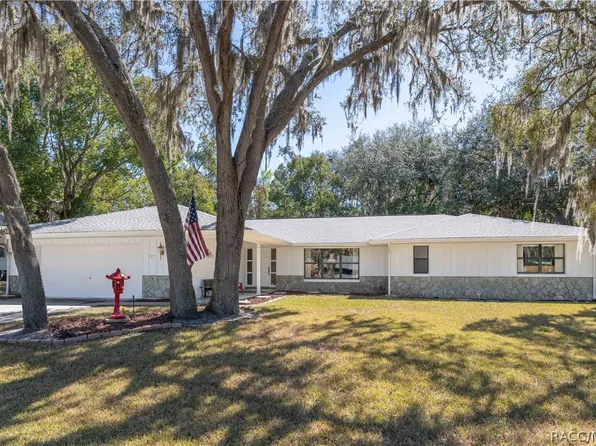 57 Greentree St, Homosassa, FL 34446