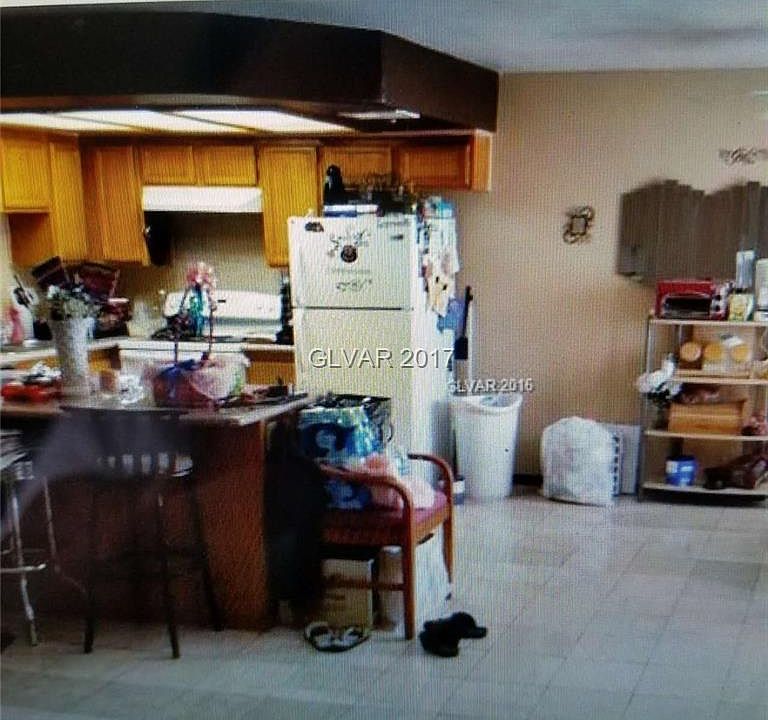2nd image of 8410 Eldora Ave Unit 1047