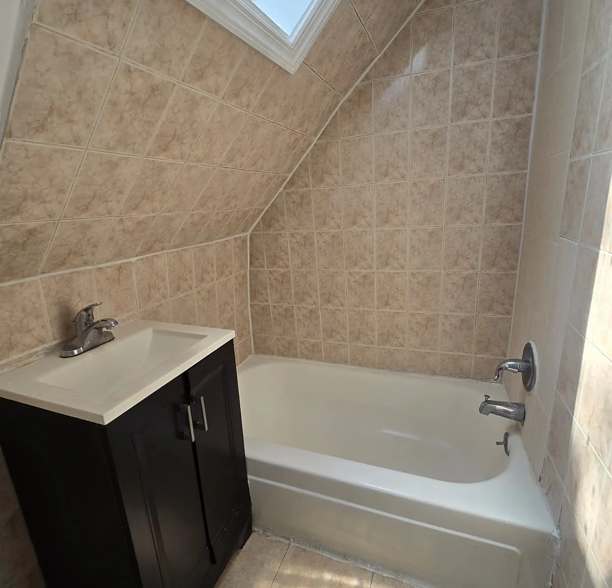 1 bed, $1,300 — Photo 4