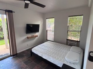 934 Kuialua Pl #4, Lahaina, HI 96761