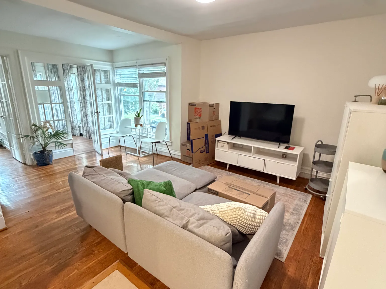 1 bed, 750 sqft, $1,325 — Photo 2