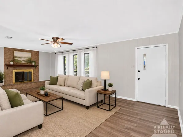 201 Robinhood Dr #G4, Nacogdoches, TX 75961