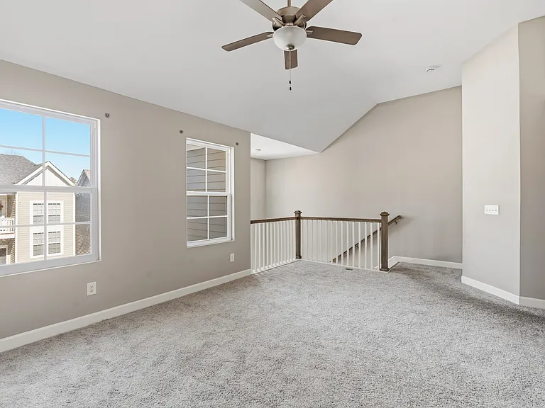 1727 Fenway Loop — Photo 14