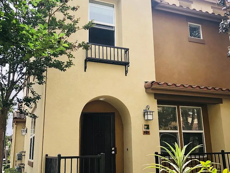 4300 Newton Ave #33 — Photo 10