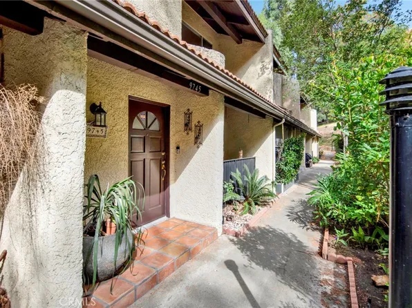 9745 Via Roma, Burbank, CA 91504