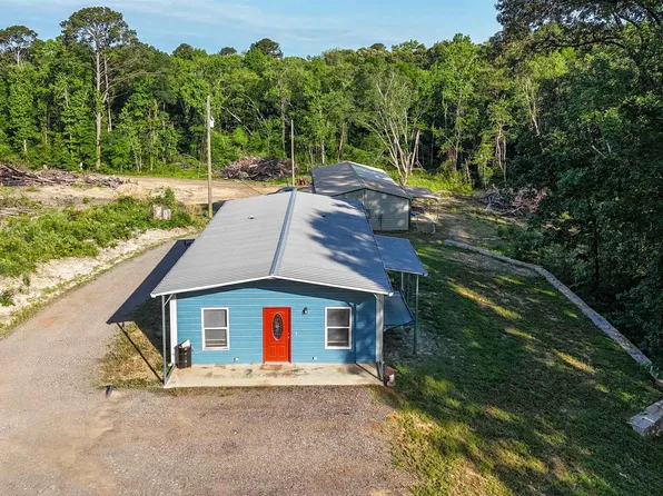 705 Hargis Dr, Overton, TX 75684