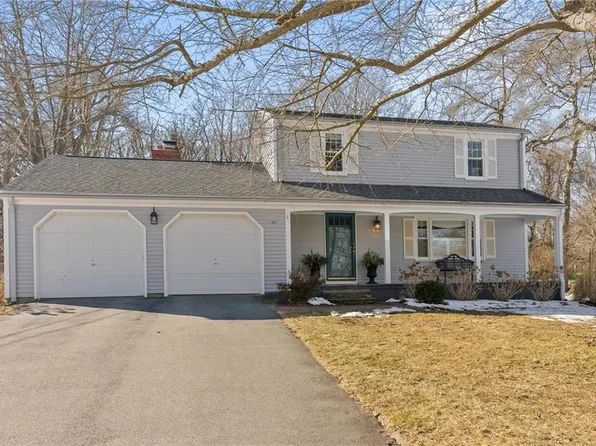 146 Woodland Dr, Portsmouth, RI 02871