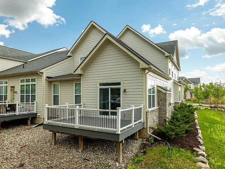 3000 N Spurway Dr — Photo 4