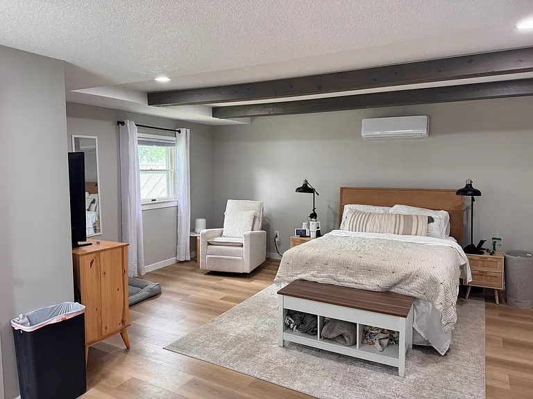 1033 Charlotte Ave — Photo 7