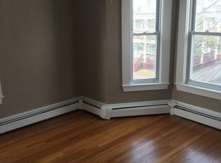 4-6 Kenwood Ter, Lynn, MA 01901