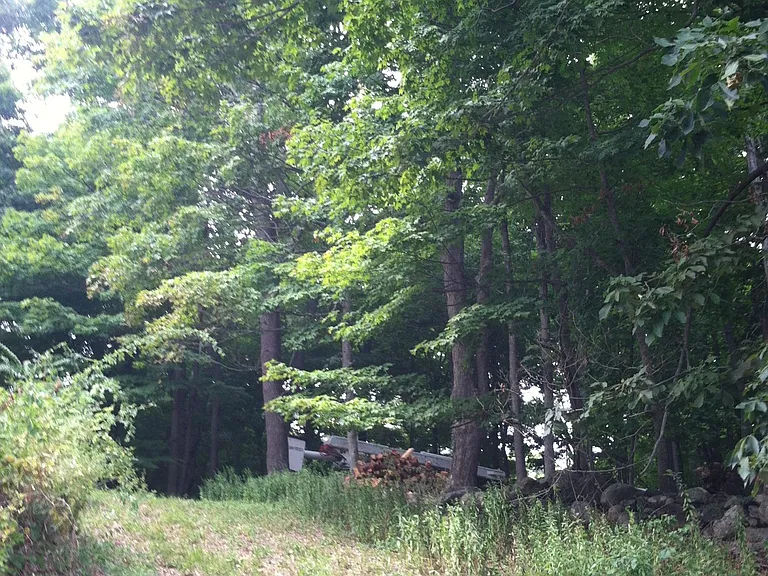 path to private hilltop