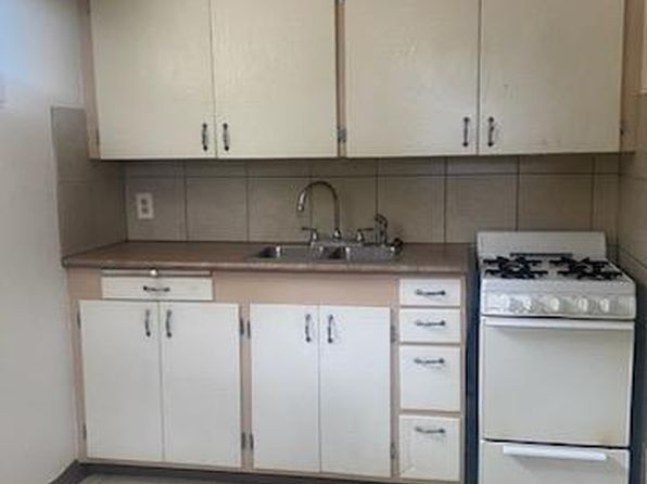 410 1/2 Harrison St, Pueblo, CO 81004