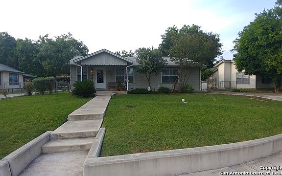 2nd image of 627 Hoover Ave