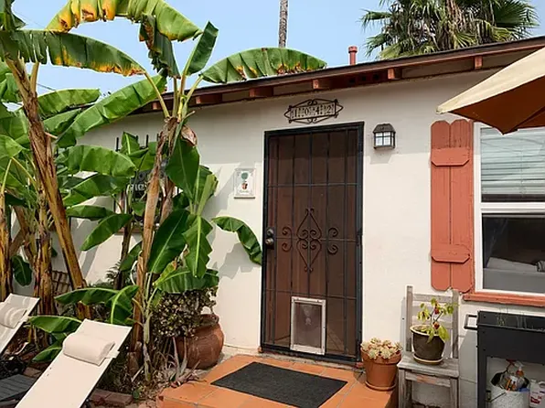 1042 1/2 Felspar St, San Diego, CA 92109
