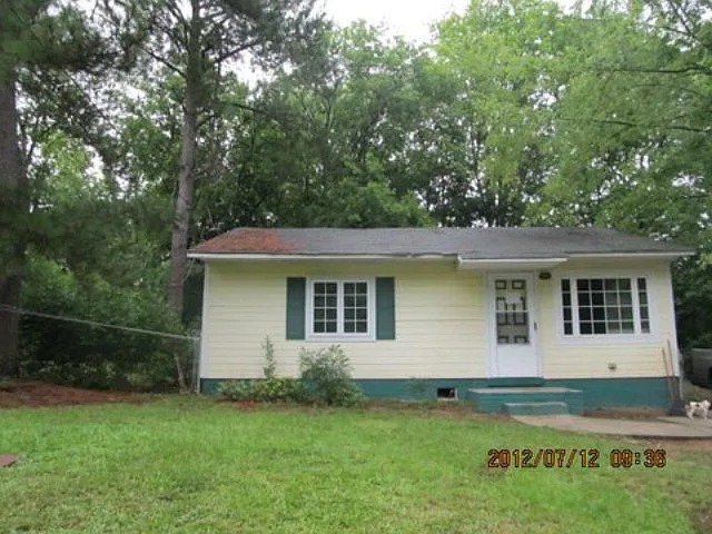 1054 W Richmond St photo 1