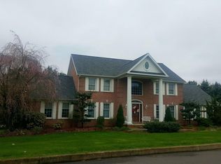 4 Genoa Ln, Shavertown, PA 18708