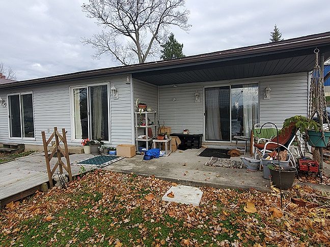 1st image of 3345 W Shoreline Dr