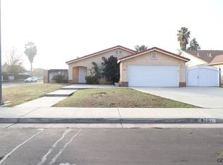 8701 Rollingbay Dr, Bakersfield, CA 93312