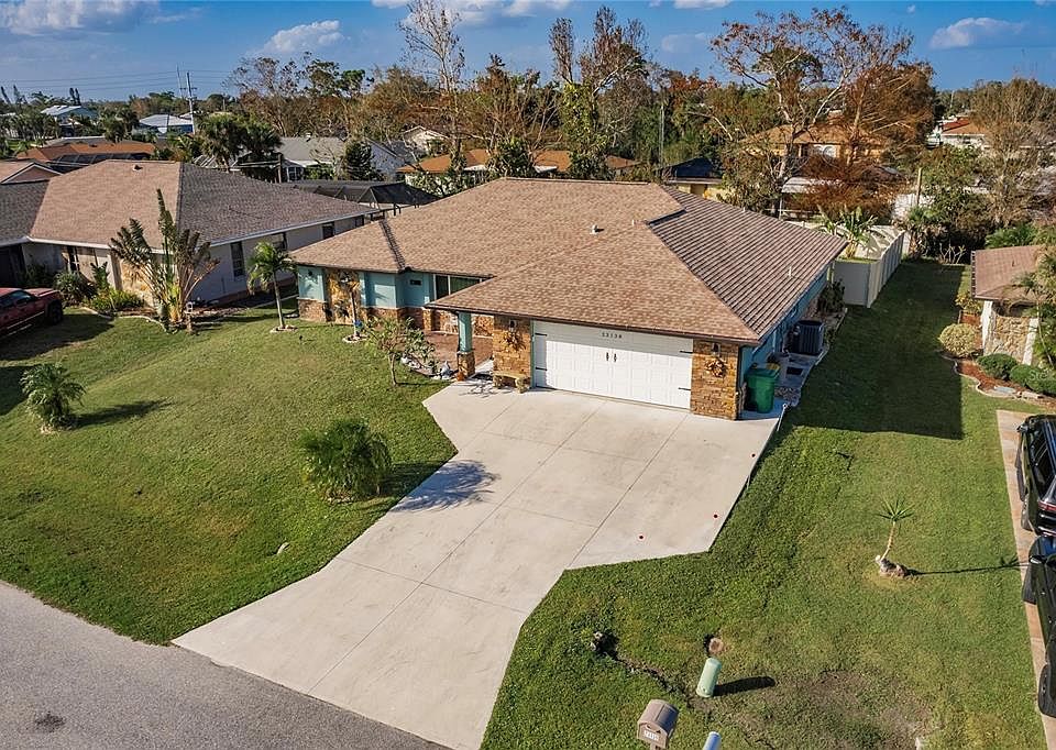 1st image of 23138 MACLELLAN AVENUE