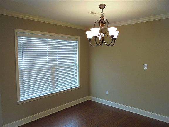 4th image of 3581 Spence Cir