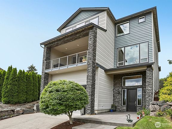 2nd image of 4400 SE 169th Court
