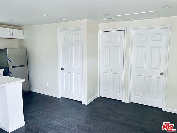 2nd image of 463 N Ardmore Ave