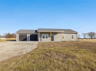 557 NW 1391st Rd, Holden, MO 64040