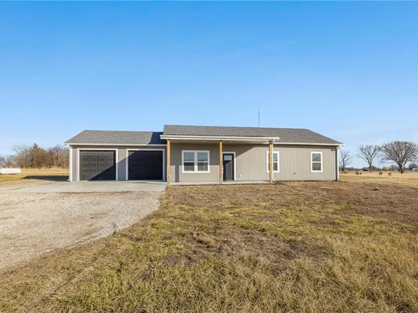 557 NW 1391st Rd, Holden, MO 64040
