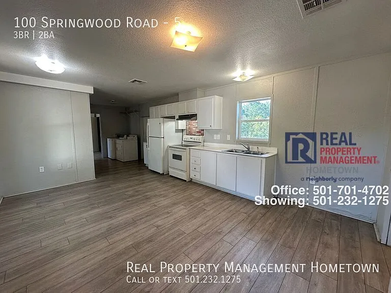 100 Springwood Rd #5 — Photo 2