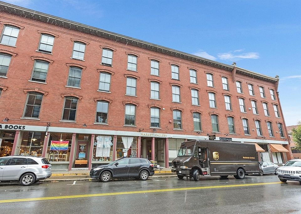 1st image of 165 Market St #6D
