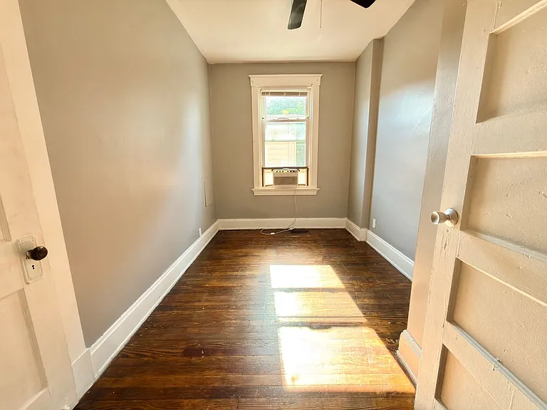1815 Clarion Ave — Photo 9