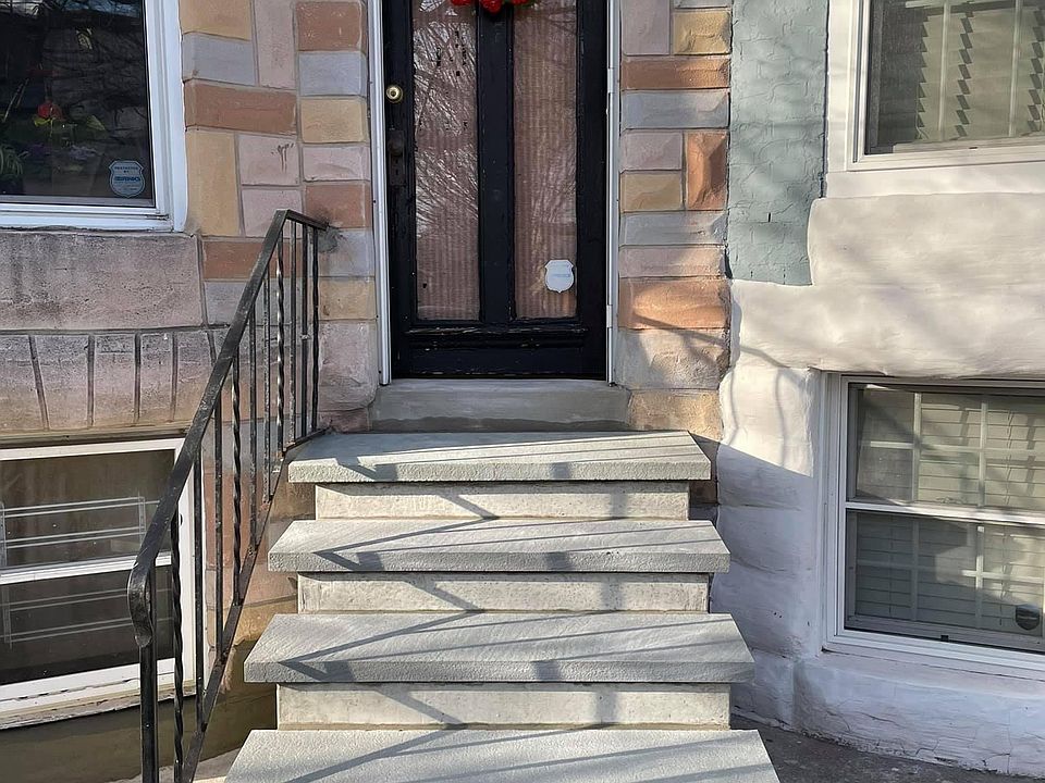 1st image of 826 W 34th St