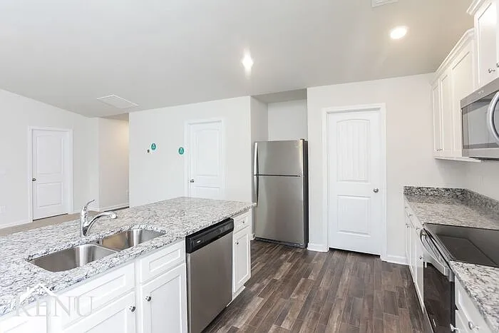 234 Sundew Rd — Photo 5