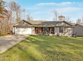 3405 Warpath Dr, Crossville, TN 38572