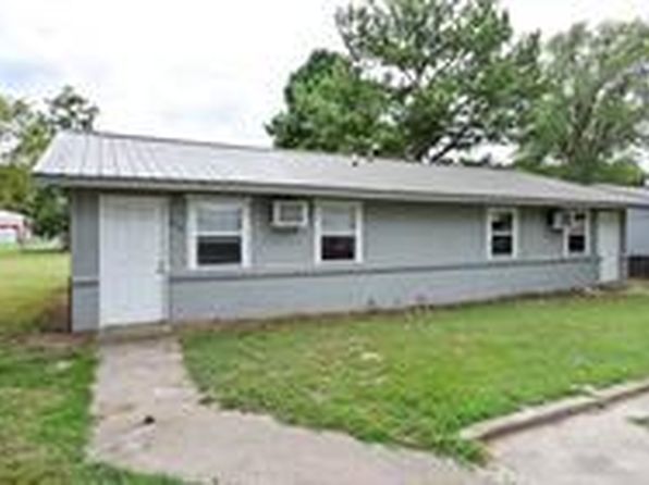 907 W Hastings Ave