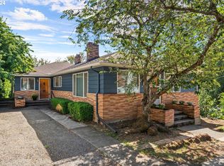 3320 SW 11th Ave, Portland, OR 97239