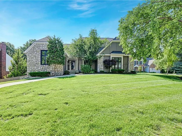 5005 W 131st St, Leawood, KS 66209