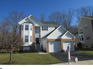 35 Cayuga Rd, Bordentown, NJ 08505