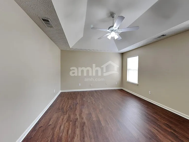 1728 Silverchase Dr SW — Photo 10