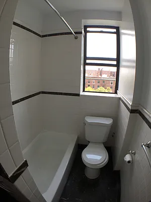 Rented by Newcastle Realty Services | media 18