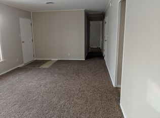 1620 Richmond Rd NE, Cedar Rapids, IA 52402