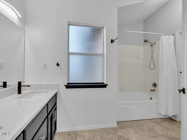 7489 Plaza Redonda Dr — Photo 27