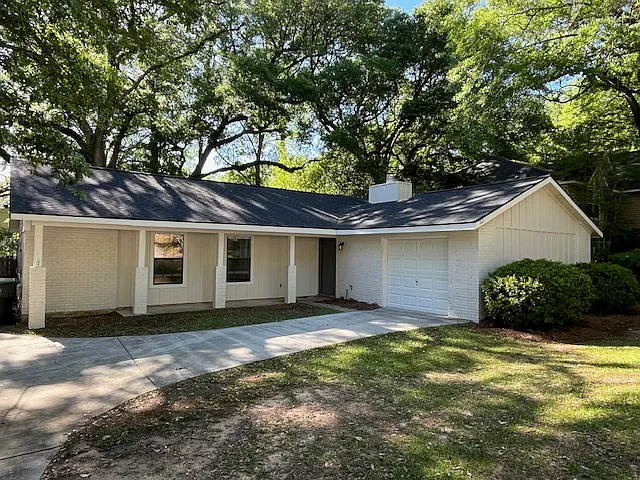 162 Montclair Loop
