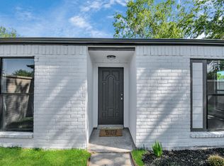 7459 Marisol Dr, Houston, TX 77083