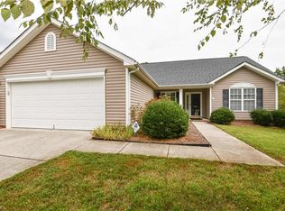 4700 Ridgefall Rd, Greensboro, NC 27410